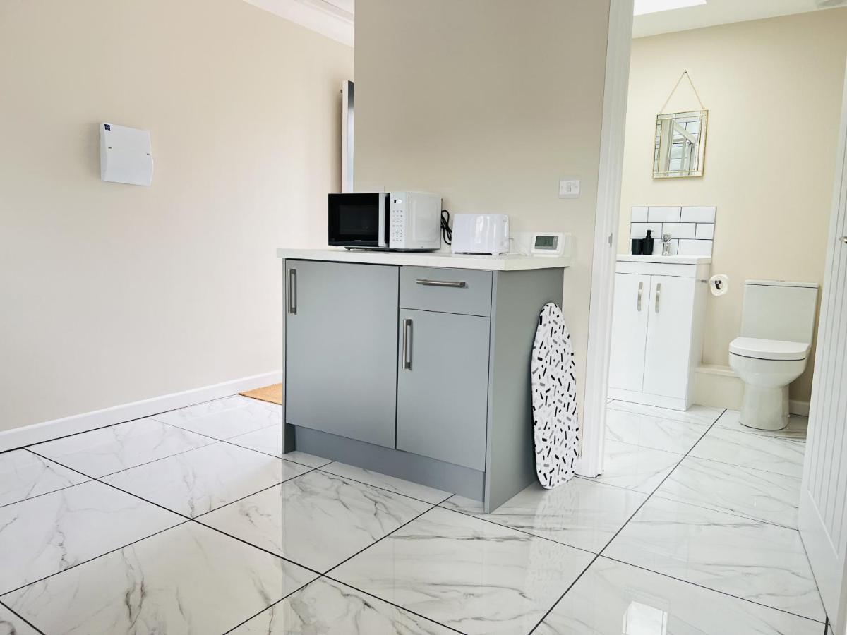 Citrine Apartments: Modern Racer's Retreat With Parking Apartment Newmarket (Suffolk)